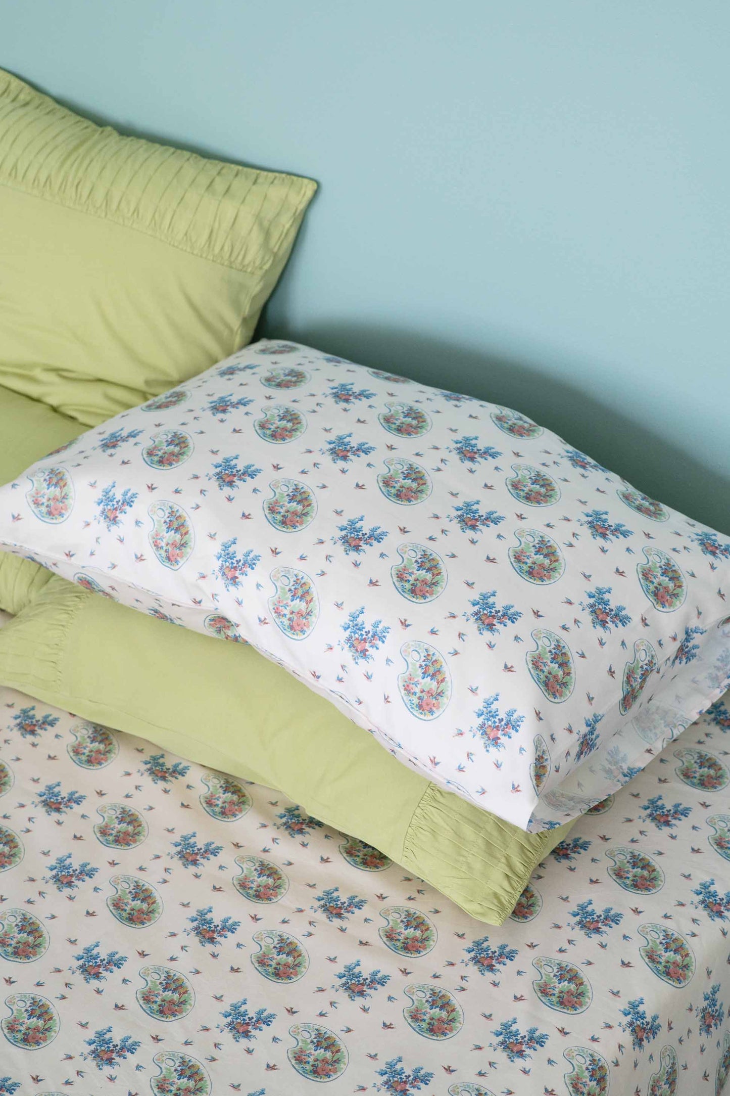 PALETTES & SWALLOWS SHEET SET
