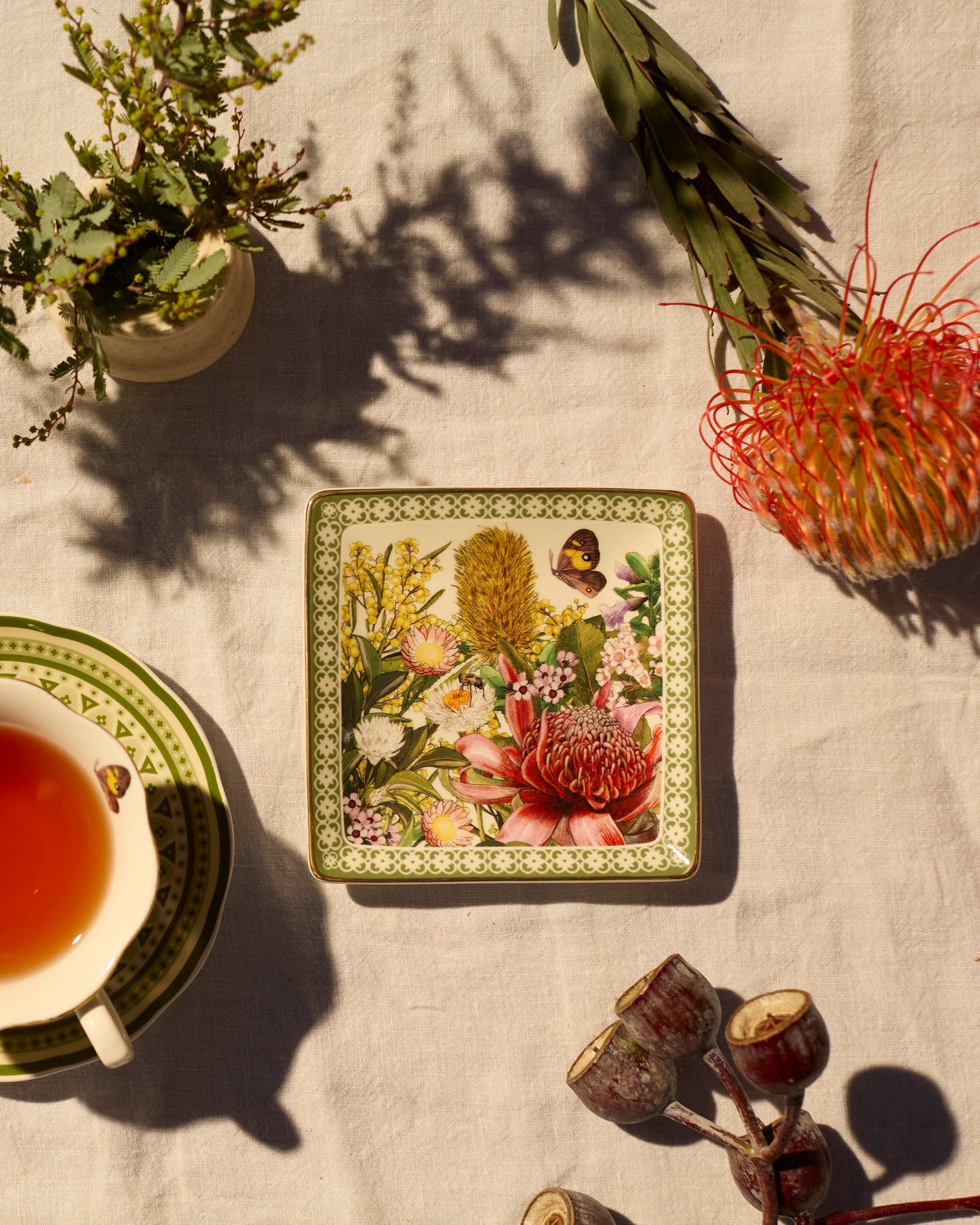SQUARE TRINKET TRAY BOTANICAL BLOOMS