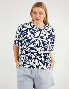 STENCIL FLORAL TEE - NAVAL BLUE FLORAL