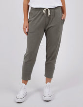 Load image into Gallery viewer, FUNDAMENTAL BRUNCH PANT - KHAKI