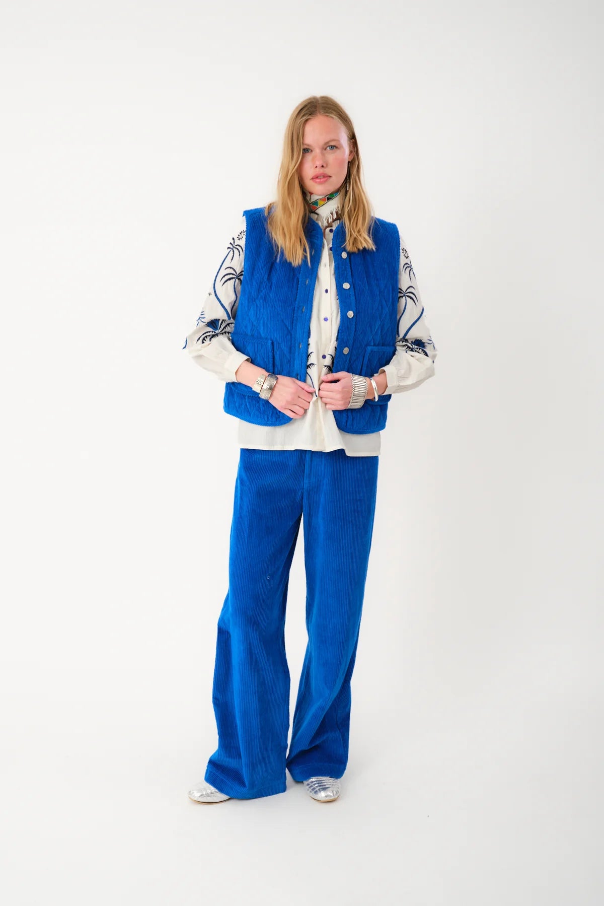 CAIRO QUILTED VEST - BLUE