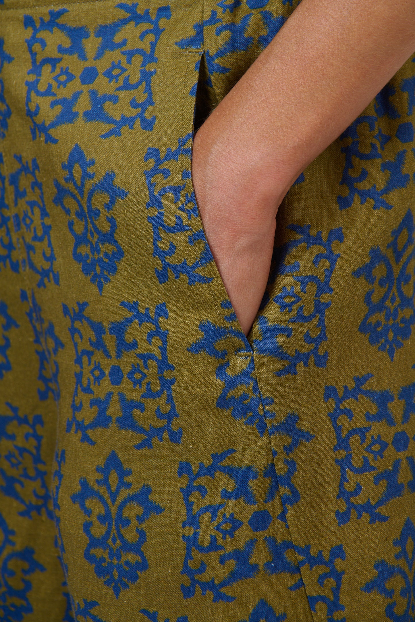 LINEN PANT - KHAKI MOTIF PRINT