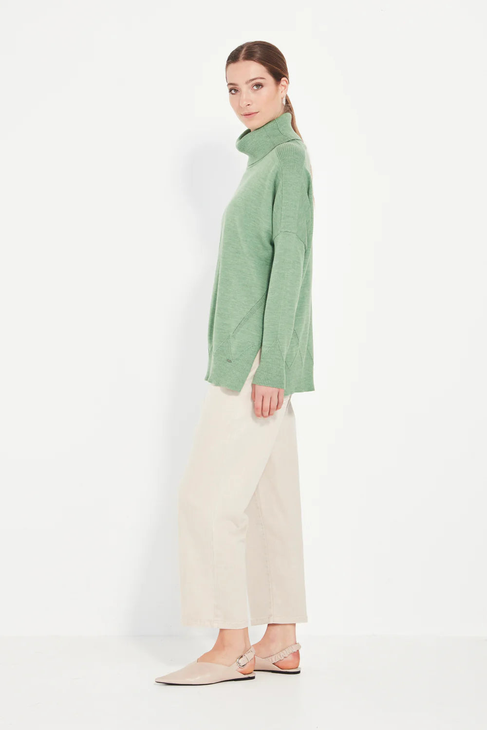 GABY SWEATER - PISTACHIO