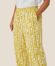 Load image into Gallery viewer, PATA TROUSERS - OIL YELLOW