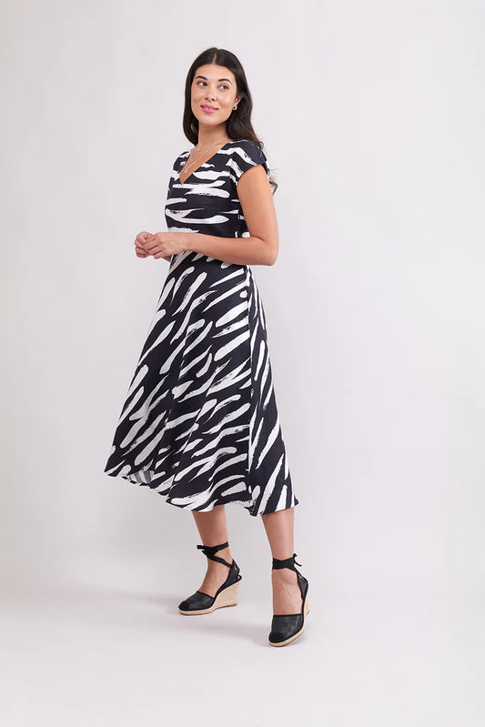 ON A HIGH DRESS - UNO