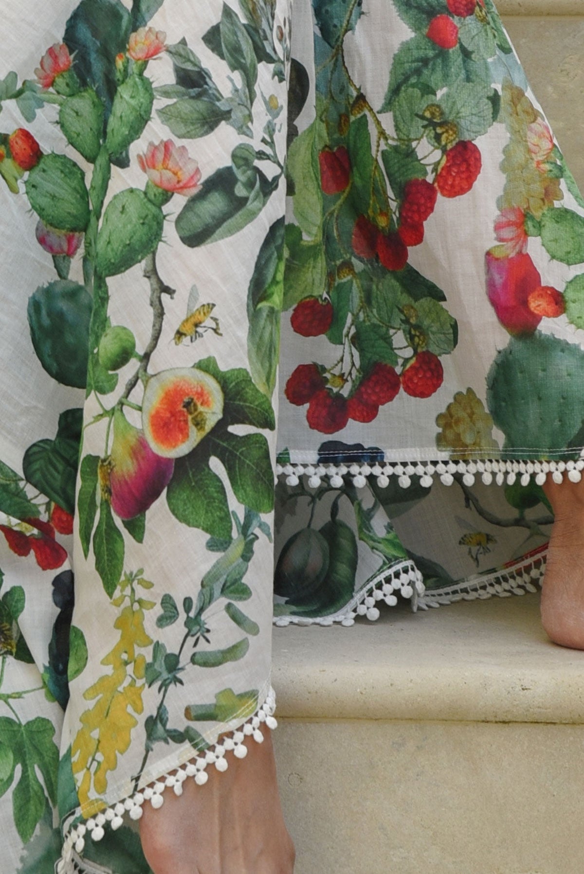 CULTURE CLUB SKIRT - FRUIT