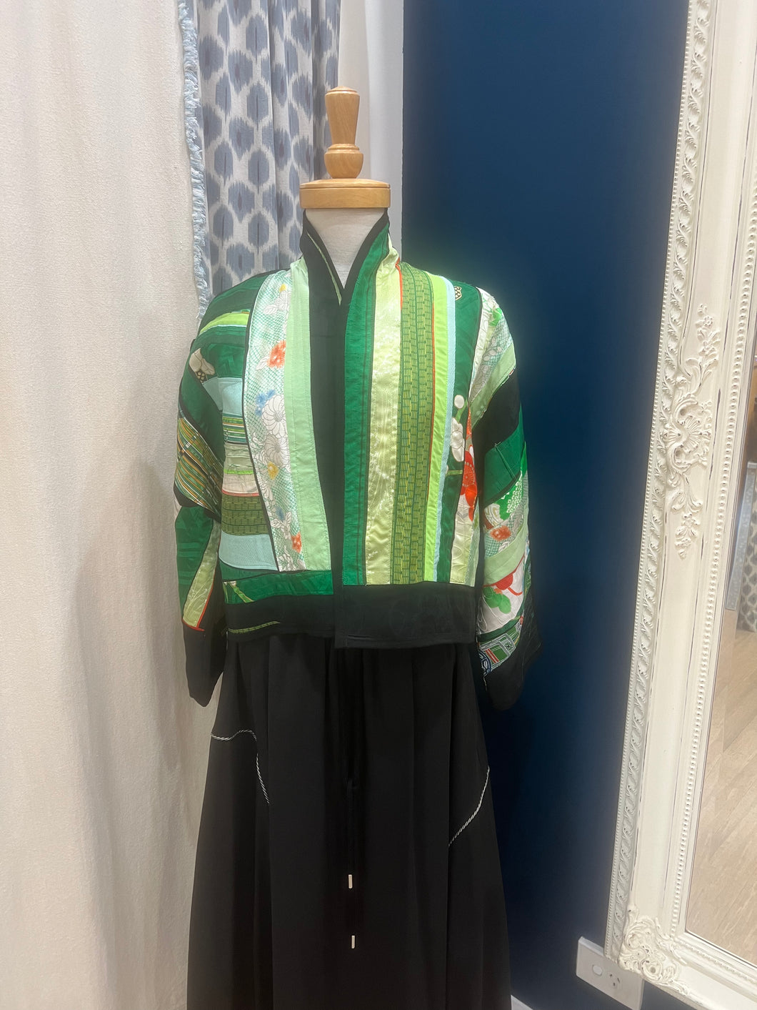 MONIKA FRIEDEL CROPPED KIMONO PATCHWORK JACKET