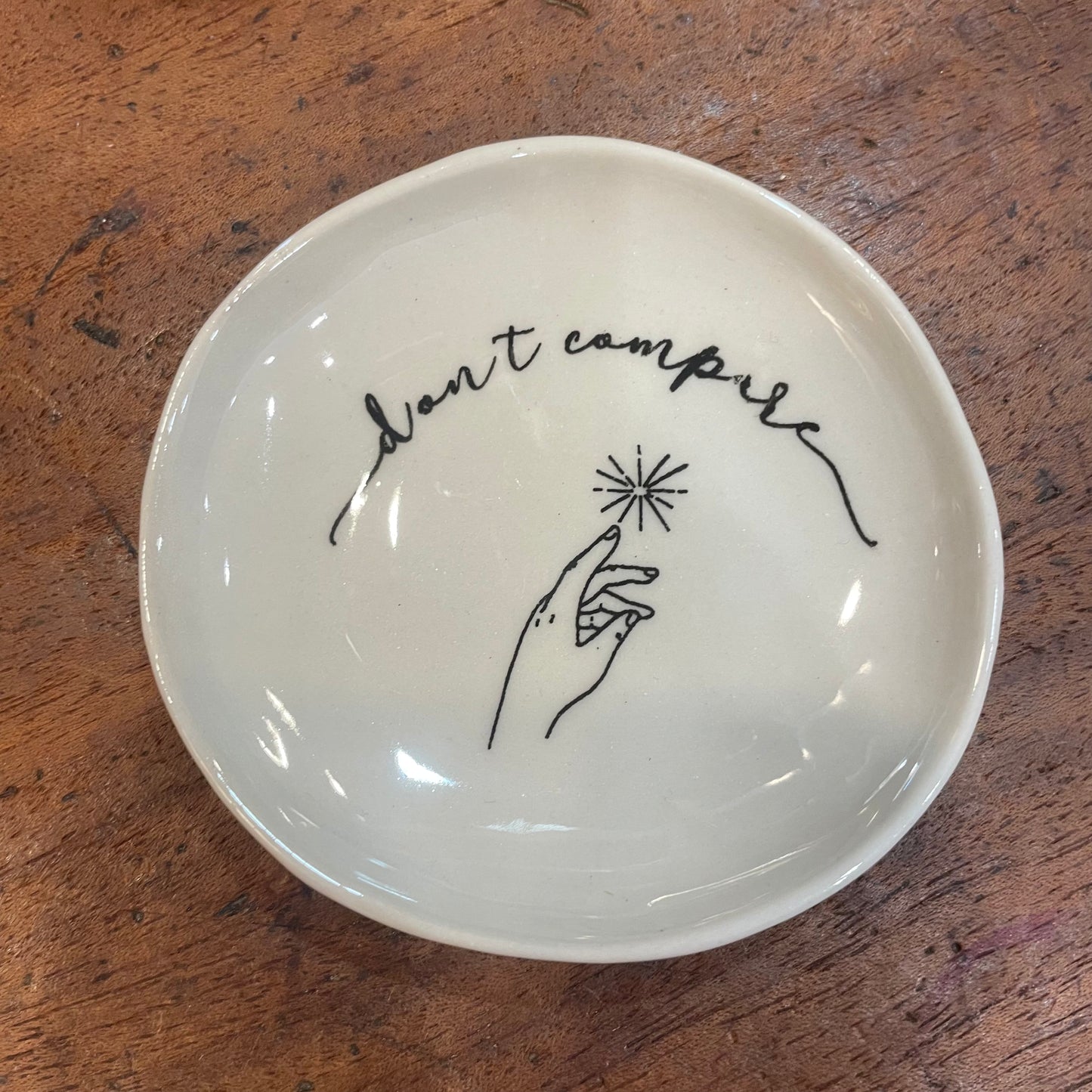 MINI DISH WITH WORDS