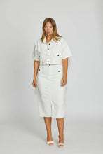 Load image into Gallery viewer, TROY CROPPED JACKET - MILK