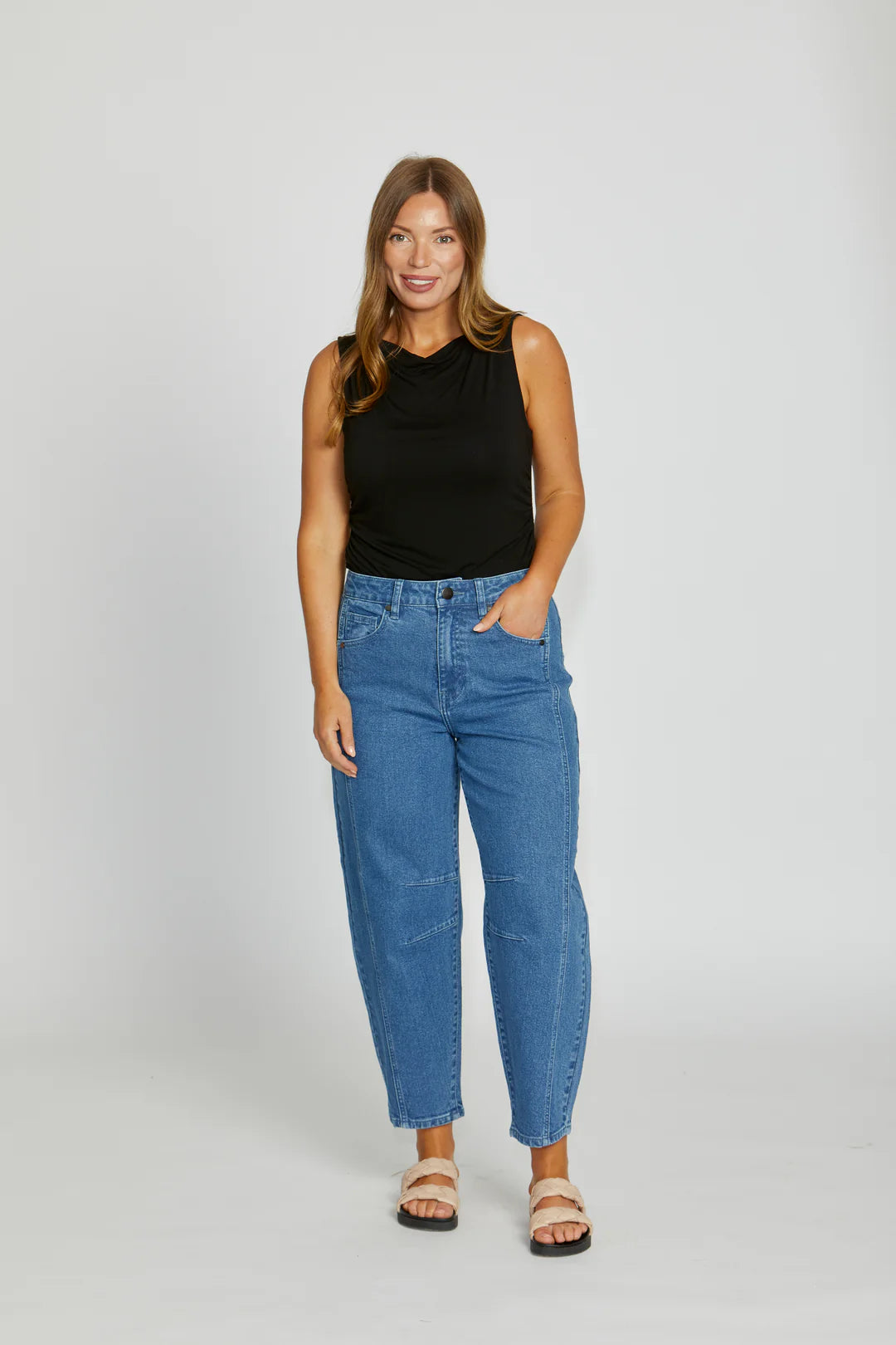 TRURO BARREL LEG JEANS