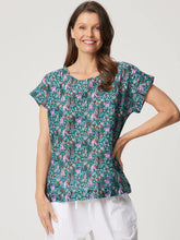 Load image into Gallery viewer, VICKY ROUND NECK TOP - LILAC LEOPARD