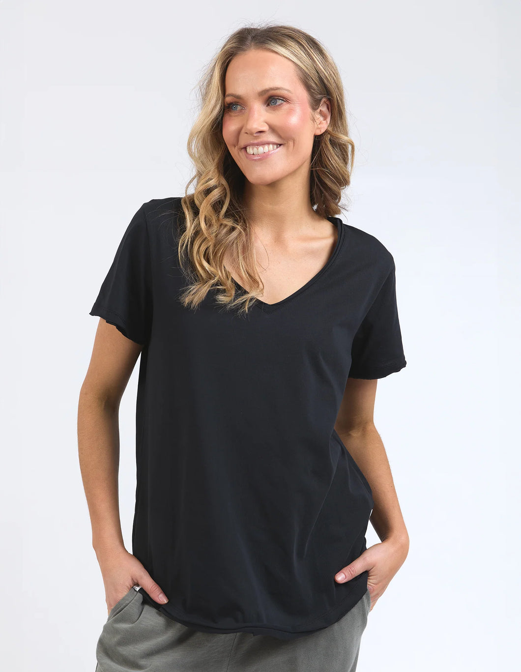 PIMA VEE TEE - BLACK