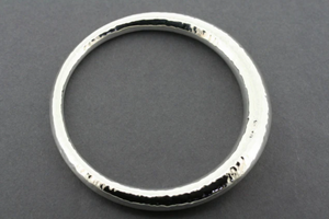 TAPERING TUBULAR BANGLE