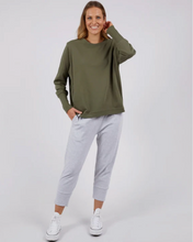 Load image into Gallery viewer, DELILAH CREW - KHAKI