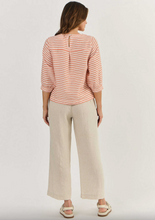 Load image into Gallery viewer, LINEN ELBOW SLEEVE TOP - TAMARIND SLICE