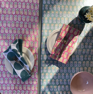 PINK PINEAPPLE TABLECLOTH