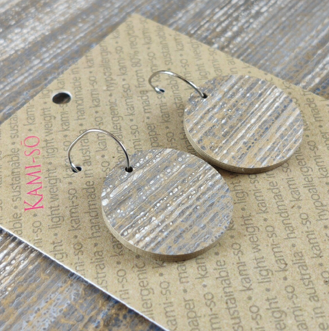 REVERSIBLE CIRCLE RECYCLED PAPER EARRINGS -  GREY & GOLD LATTE