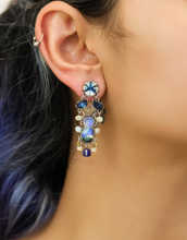 Load image into Gallery viewer, SNOW EARRINGS - FRESH WATER SET