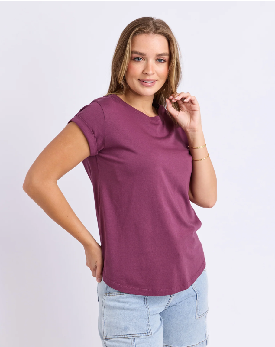 MANLY TEE - PLUM