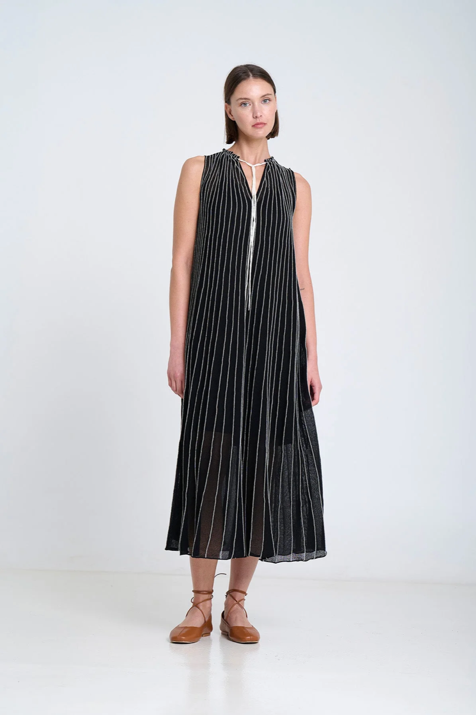 DRESS - BLACK
