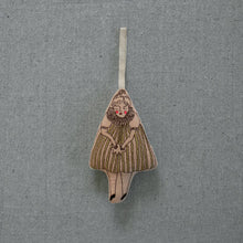 Load image into Gallery viewer, WISHING STAR GIRL - COTTON &amp; LAVENDER FILLED