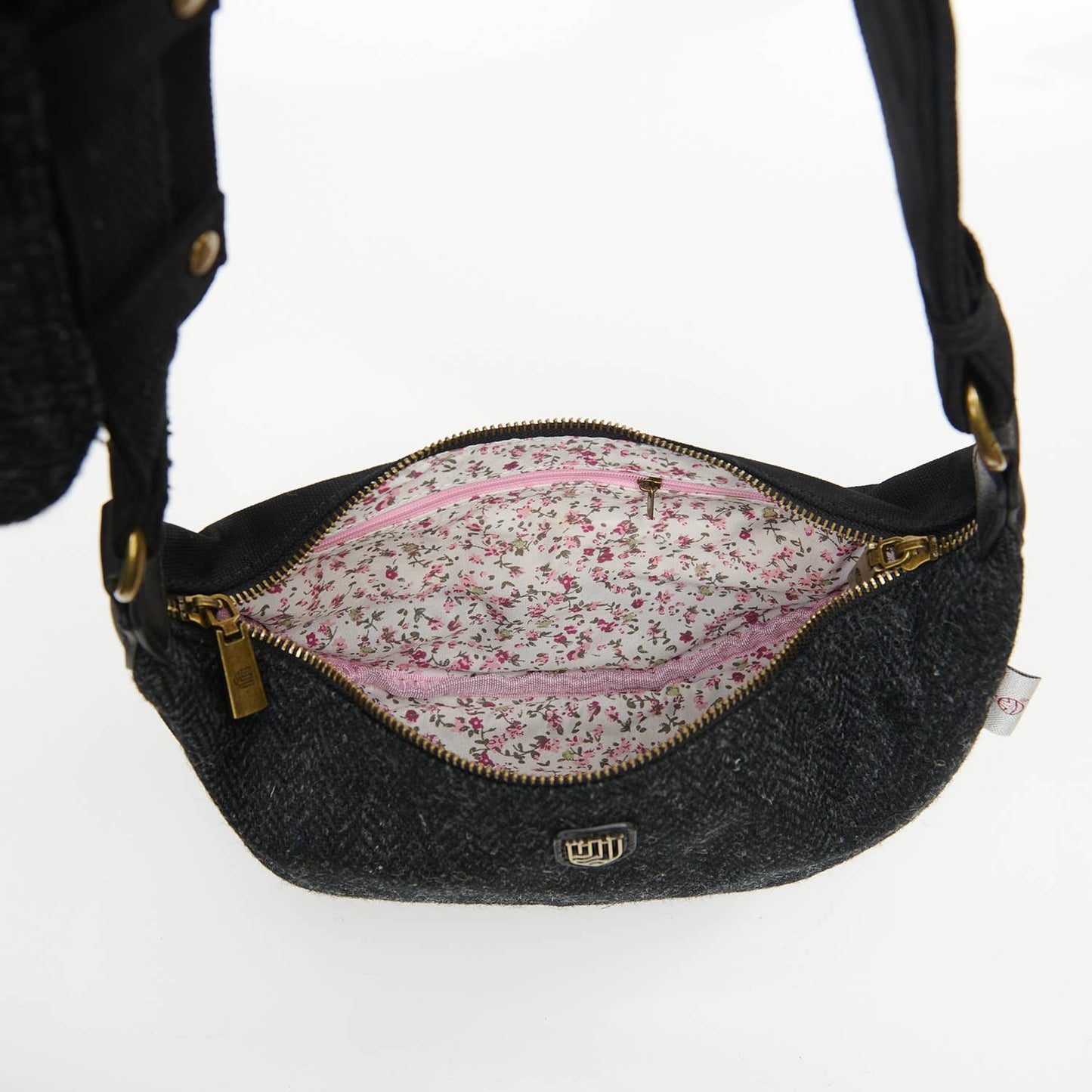 THE LUNA BAG : NAVY TARTAN