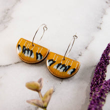 Load image into Gallery viewer, VINTAGE JAPANESE HERON DROP HOOP EARRING
