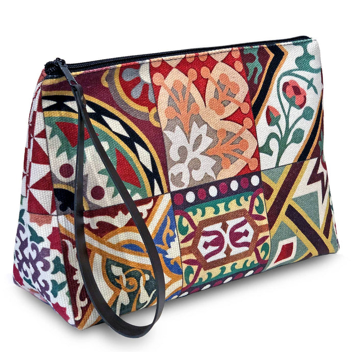 TOILETRY BAG - TILES