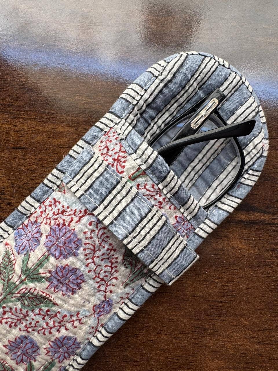 QUILTED COTTON GLASSES CASE - BLUE & MAUVE FLORAL