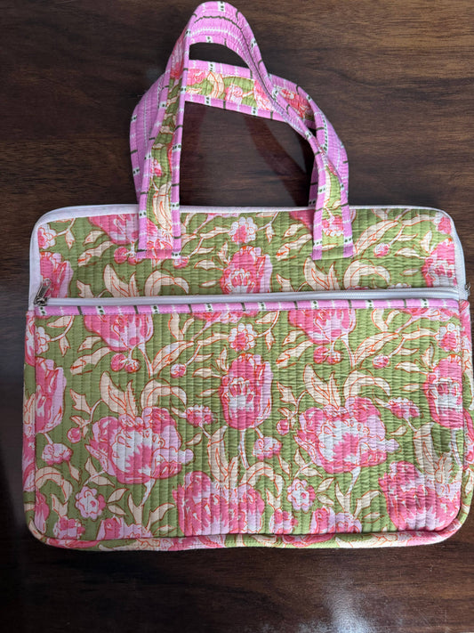 QUILTED COTTON LAPTOP BAG WITH HANDLE - GREEN WITH PINK FLORAL