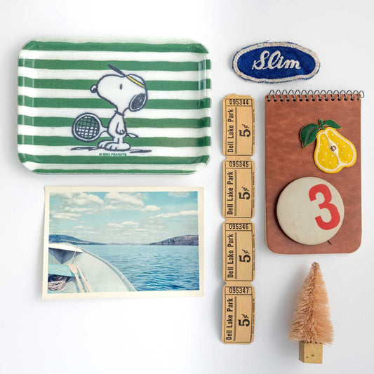 SNOOPY TENNIS VINTAGE STYLE TRAY 3P4 x PEANUTS®