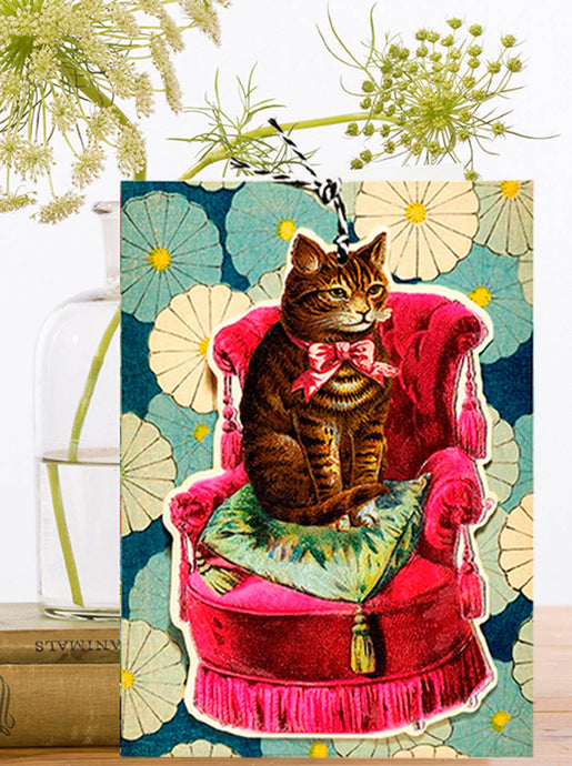 LARGE FANDANGLE GREETING CARD - THE CHAIR CAT