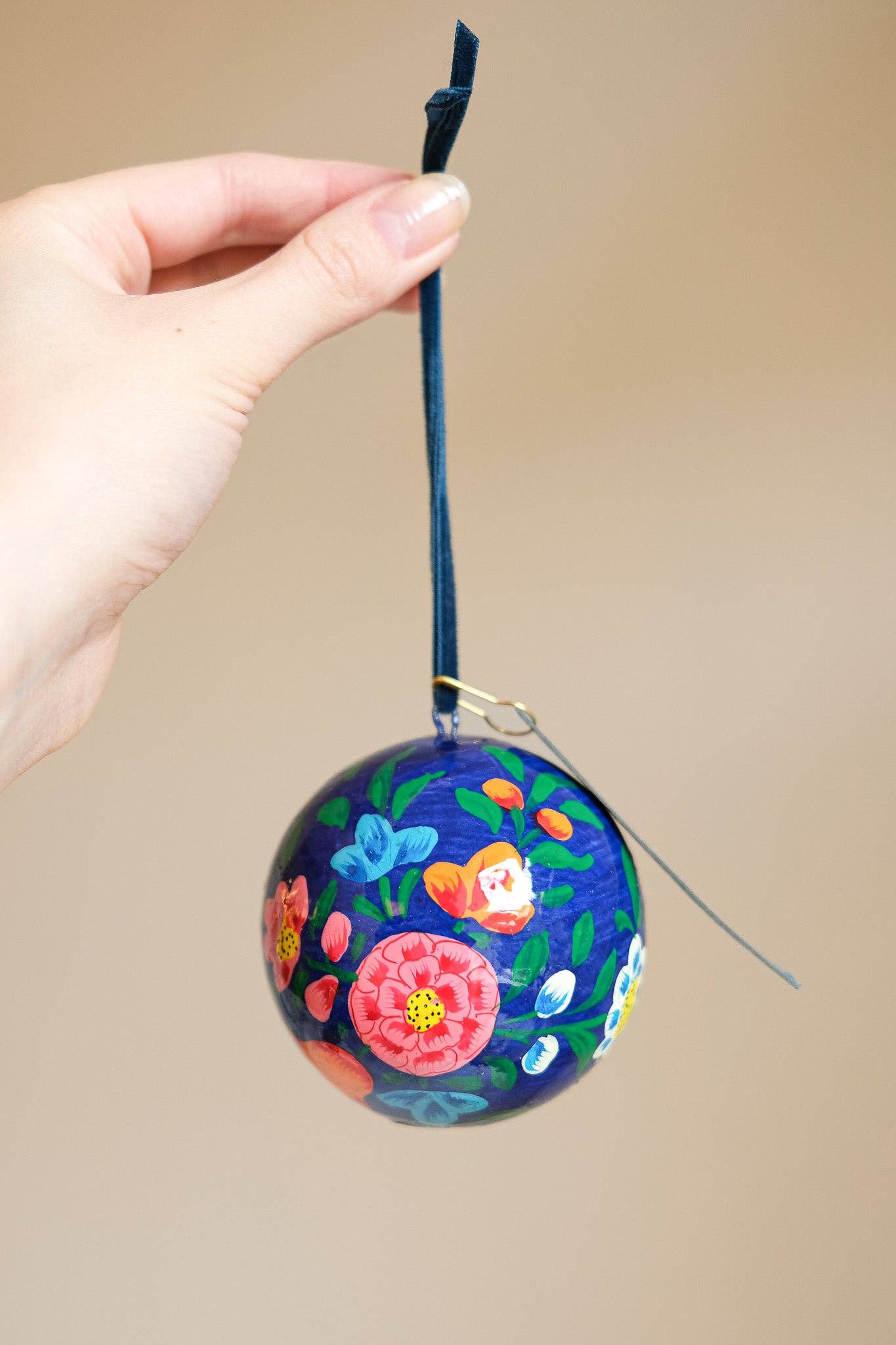 DARK BLUE BLOSSOMS BAUBLE