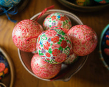 Load image into Gallery viewer, CRIMSON FLOWERS BAUBLE