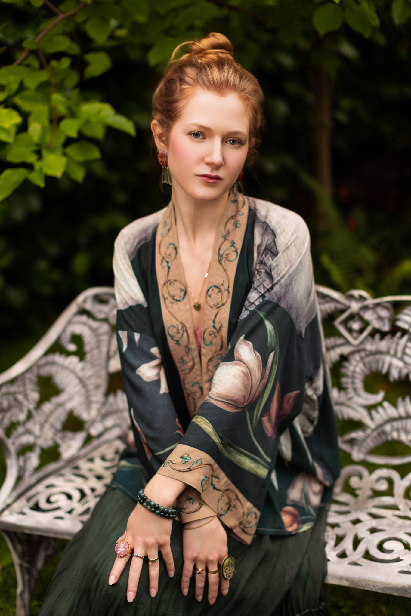 UNDER MY WING PIXIE DUSTER CROP KIMONO - SWAN & FEARHERS