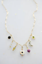 Load image into Gallery viewer, BEADED FLOWER CHARM NECKLACE