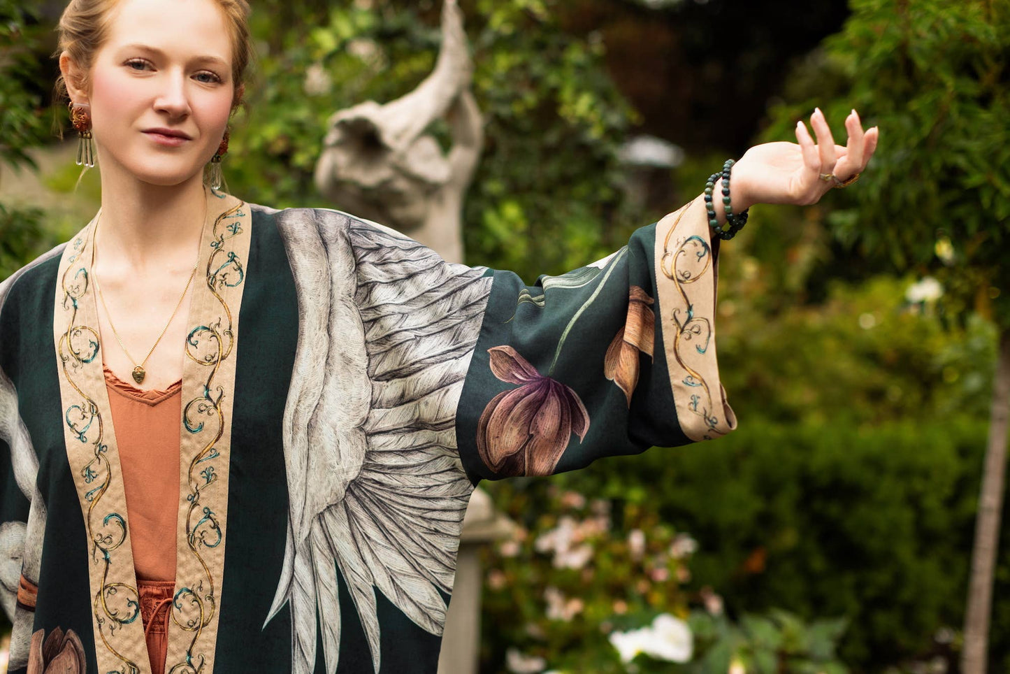UNDER MY WING PIXIE DUSTER CROP KIMONO - SWAN & FEARHERS
