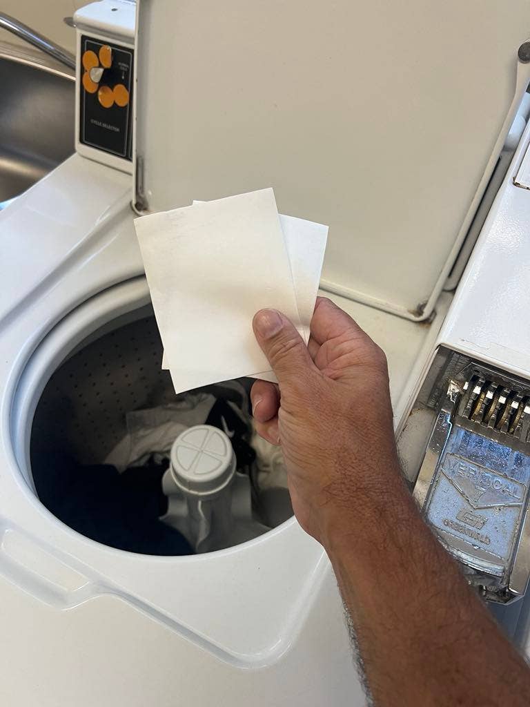LAUNDRY DETERGENT SHEETS TRAVEL PACK OF 6 - PLANT BASED