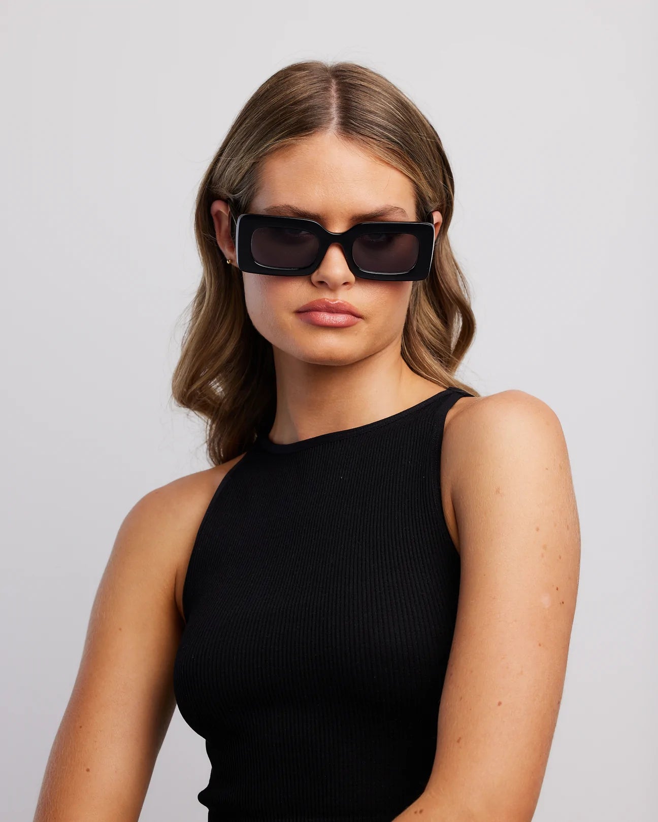 TWIGGY SUNGLASSES