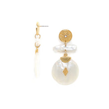 Load image into Gallery viewer, ALLY round disc post earrings with fresh water pearl bar