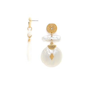 ALLY round disc post earrings with fresh water pearl bar