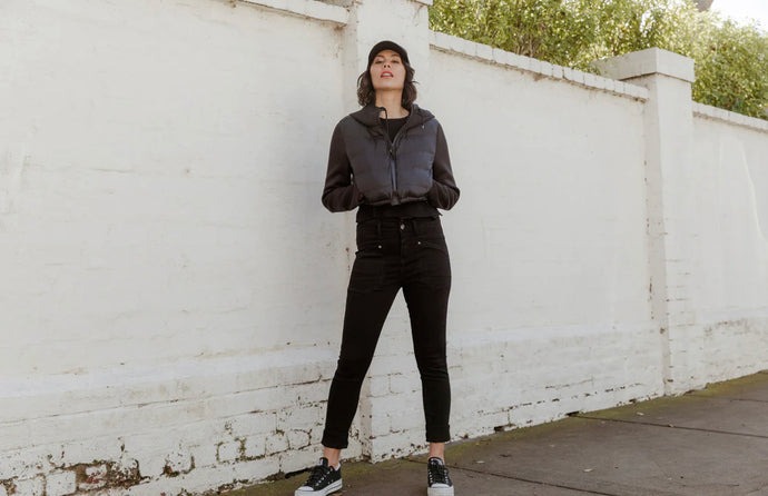 PINNER JEANS - BLACK